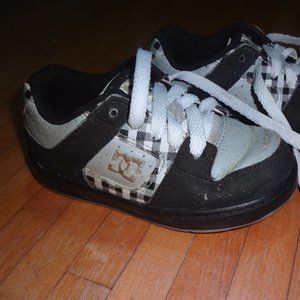 DC SHOES Court Graffik toddler 7 black/gray plaid skateboard sneakers